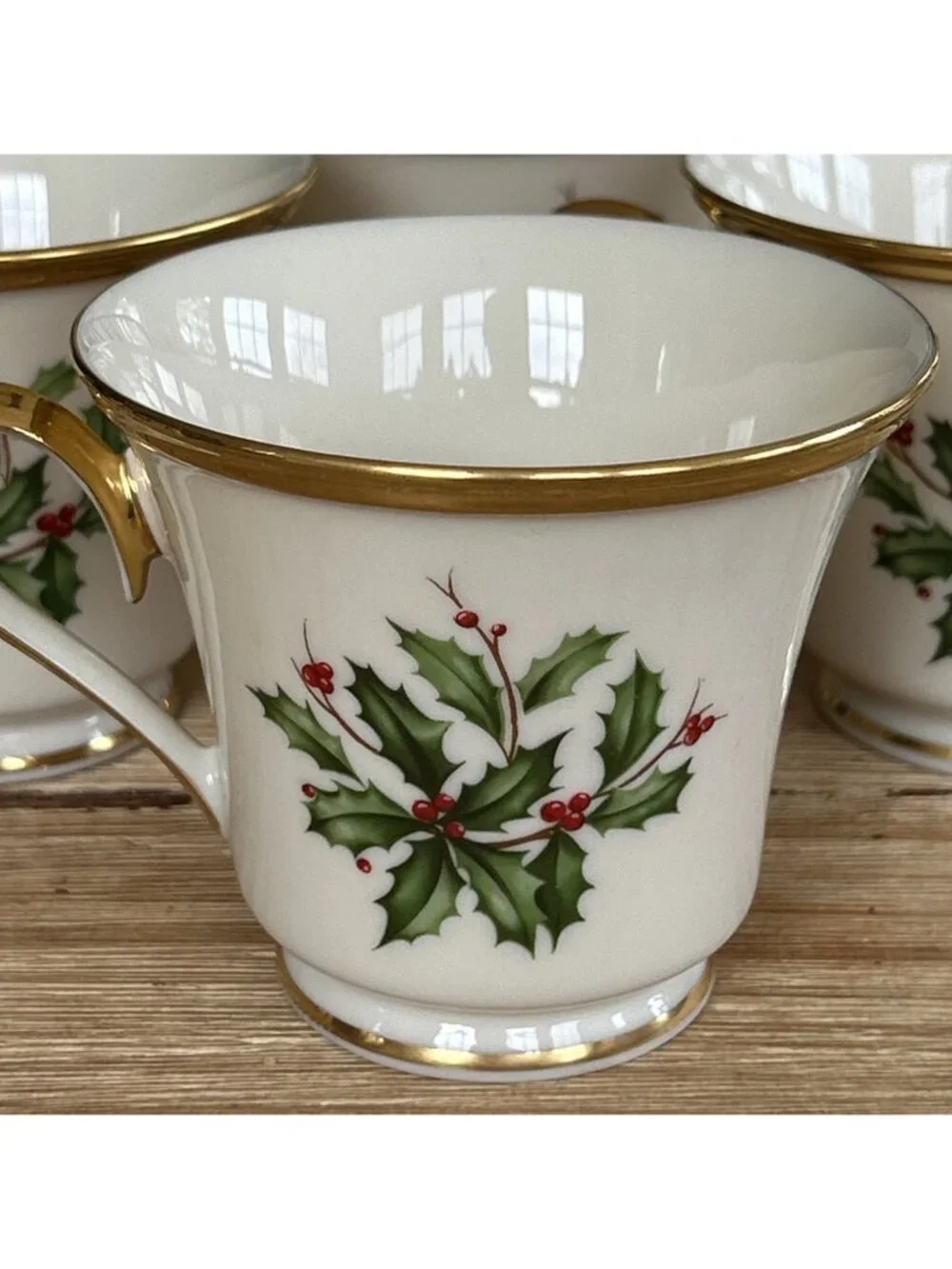 Lenox HOLIDAY Dimension Porcelain Teacup Set of 4 Gold Trim Green Holly USA MADE